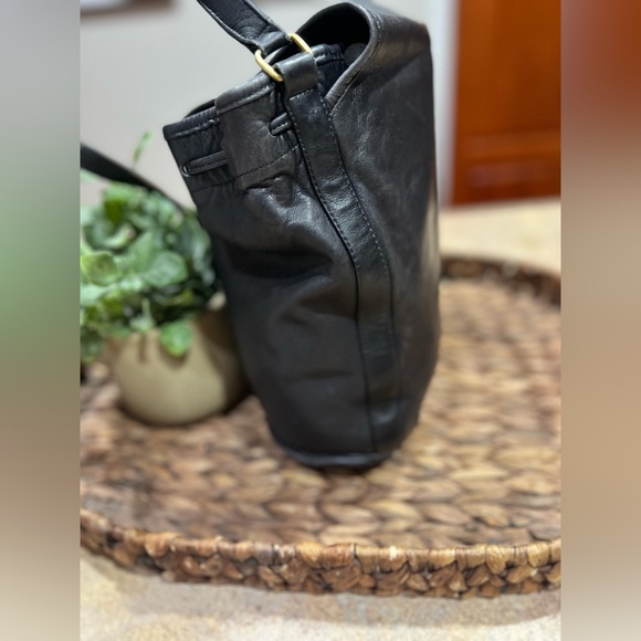 AUTHENTIC Vintage Coach Black Leather Drawstring Shoulder Pouch - 4025 - Picture 4 of 10